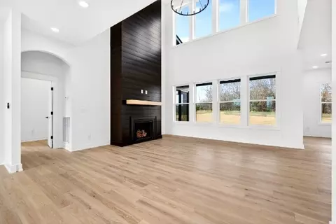 Living - 35 Rustic Pnes, Dover, TN 37058 photo 8 of 11