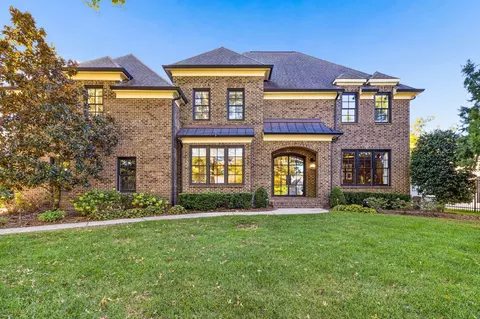 4017 Dorcas Dr, Nashville, TN 37215