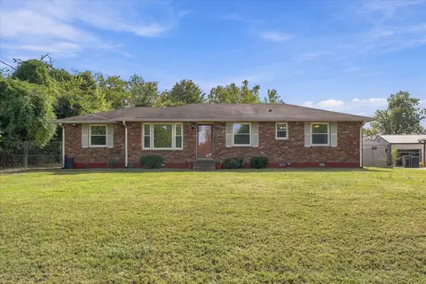 122 Maureen Dr, Hendersonville, TN 37075