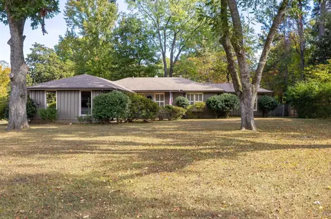 1740 Riverdale Rd, Memphis, TN 38138