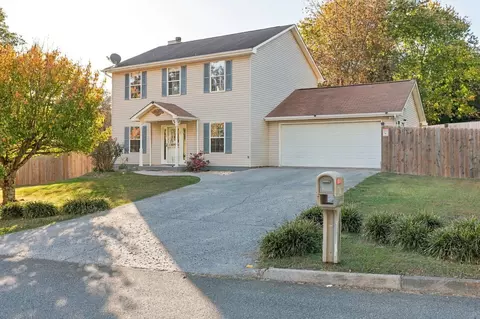 5911 Katrina Ln, Knoxville, TN 37912