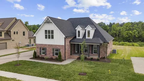 2752 Jasmine St #72, Lebanon, TN 37087