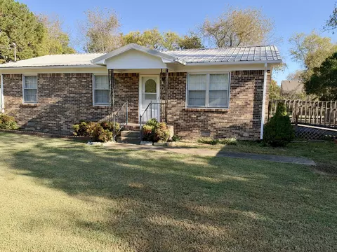 Exterior - 220 Apache Cir, Pulaski, TN 38478 photo 2 of 6
