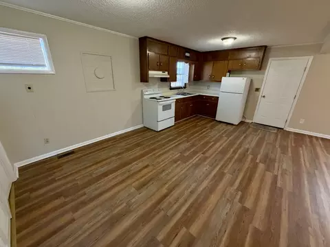 Kitchen - 220 Apache Cir, Pulaski, TN 38478 photo 1 of 1