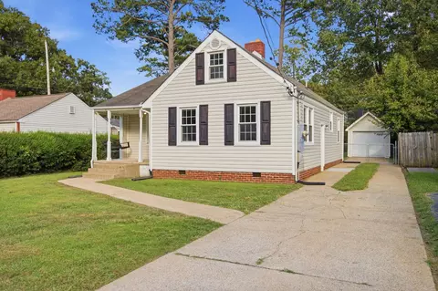 102 S Howell Ave, Chattanooga, TN 37411