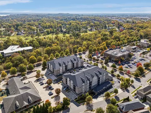 141 Saundersville Rd #2305, Hendersonville, TN 37075