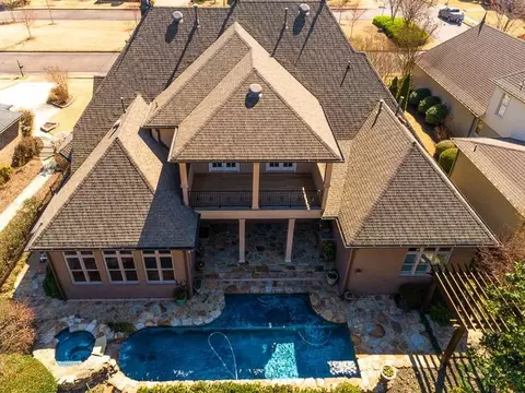 10310 Statfield Dr, Collierville, TN 38017 photo 5