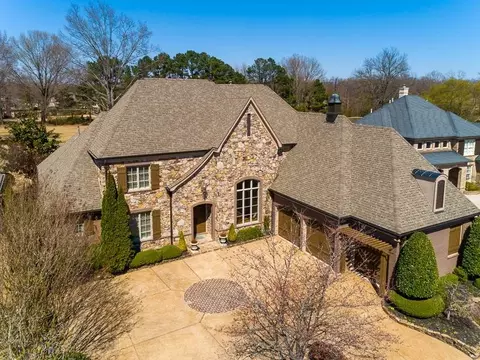 10310 Statfield Dr, Collierville, TN 38017 photo 1