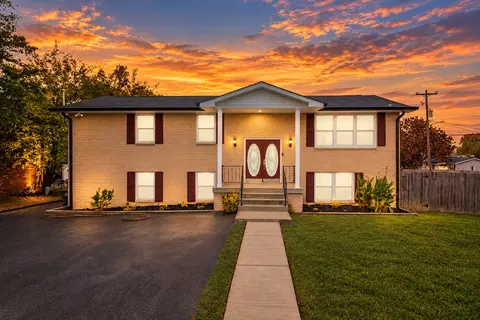 2909 Edge Moor Dr, Nashville, TN 37217