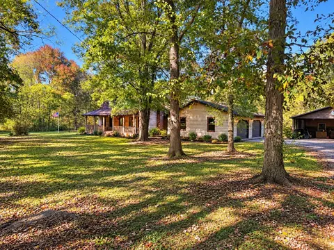 852 Old Nashville Dirt Rd, Shelbyville, TN 37160