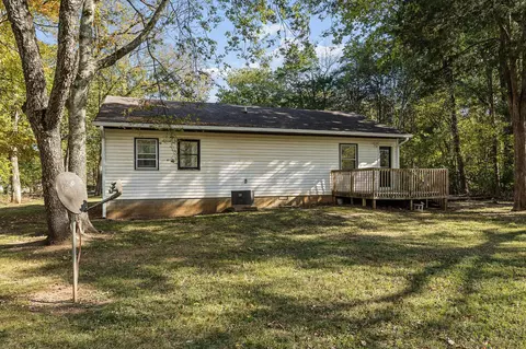 Exterior - 6139 E Buckeye Bottom Rd, Murfreesboro, TN 37129 photo 8 of 10
