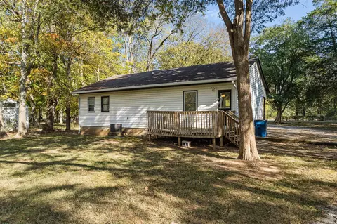Exterior - 6139 E Buckeye Bottom Rd, Murfreesboro, TN 37129 photo 7 of 10