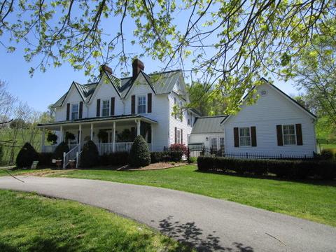744 Alvin Roach Rd, Rutledge, TN 37861 photo 1