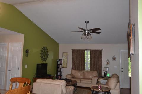 213 Frontier Dr, Grimsley, TN 38565 photo 4