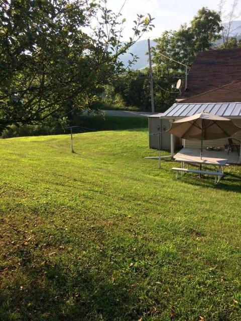 652 Dr Thomas Walker Rd, Ewing, VA 24248 photo 2