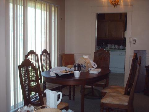 804 Exeter Ave, Middlesboro, KY 40965 photo 4
