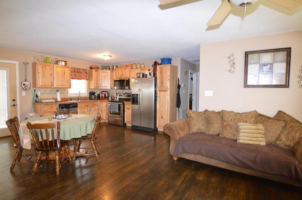  214 Woodlane Dr, Rockwood, TN 37854 photo 3