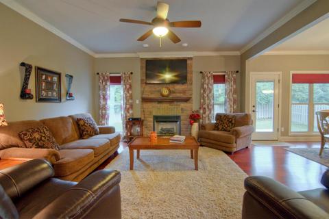 7300 Beechmeadow Ln, Powell, TN 37849 photo 5
