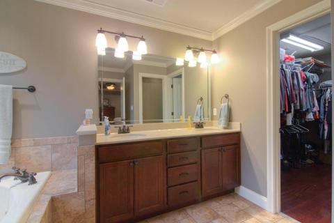 7300 Beechmeadow Ln, Powell, TN 37849 photo 21