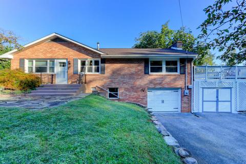 32 E Circle Rd, Norris, TN 37828 photo 4