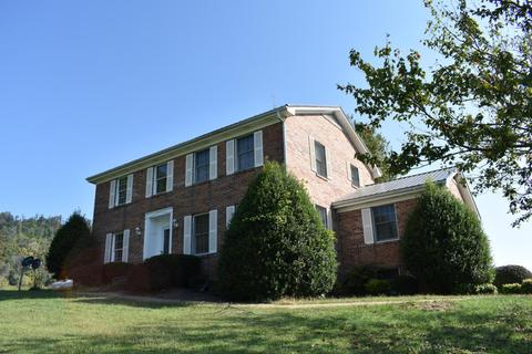 447 Malone Dr, Ewing, VA 24248 photo 1