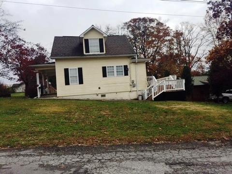 225 W Third Ave, Oneida, TN 37841 photo 6