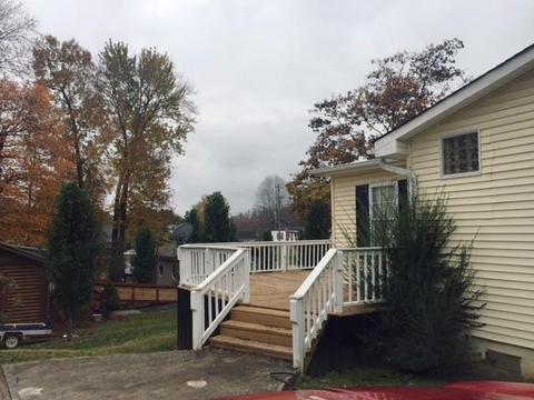 225 W Third Ave, Oneida, TN 37841 photo 9