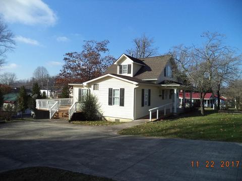 225 W Third Ave, Oneida, TN 37841 photo 16