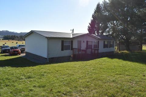 289 Briar Cliff Rd, Ewing, VA 24248 photo 2