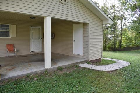 657 Parkey Rd, Ewing, VA 24248 photo 10