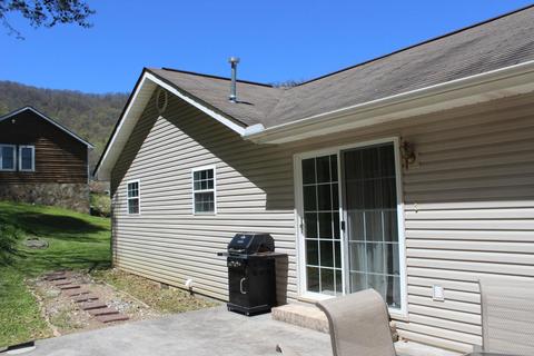 423 Eagle Bluff Rd, Jacksboro, TN 37757 photo 25
