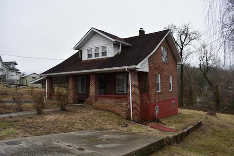 117 Leafwood Rd, Middlesboro, KY 40965 photo 4