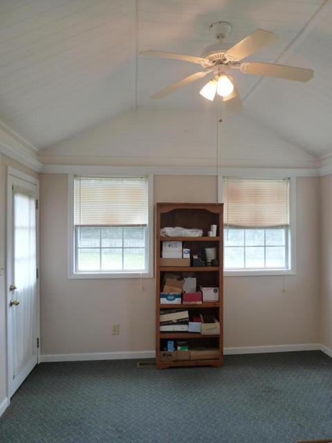 7609 Holcombridge Blvd, Powell, TN 37849 photo 11