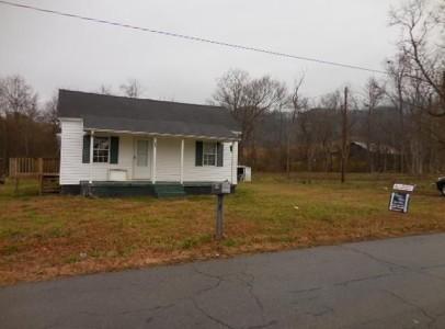 599 Sand Cave Rd, Ewing, VA 24248 photo 1