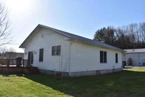 1602 Exeter Ave, Middlesboro, KY 40965 photo 8