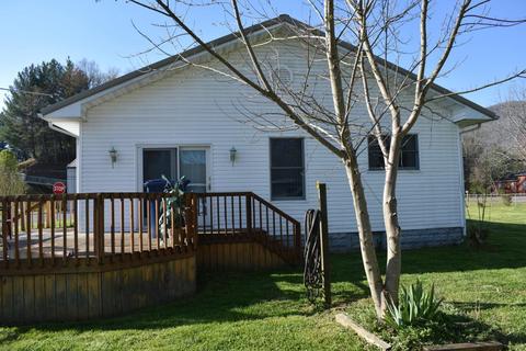 1602 Exeter Ave, Middlesboro, KY 40965 photo 9