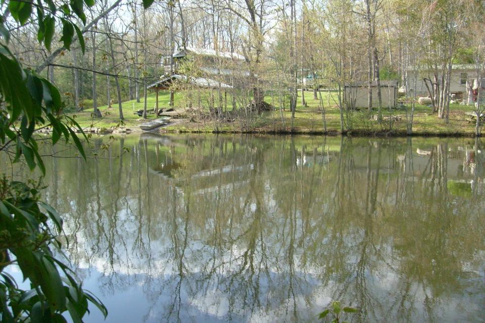  2072 Iowa Dr, Crossville, TN 38572 photo 5