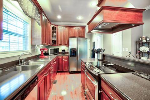 369 Bluff Trce, Jacksboro, TN 37757 photo 2