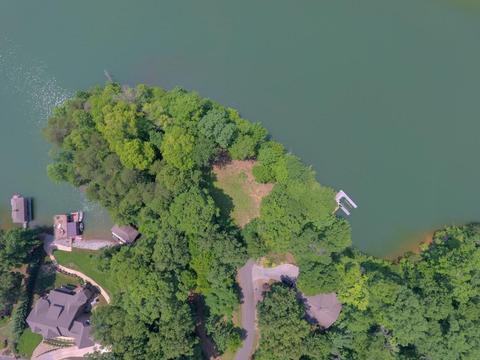 204 E Cove Dr, Greenback, TN 37742 photo 1