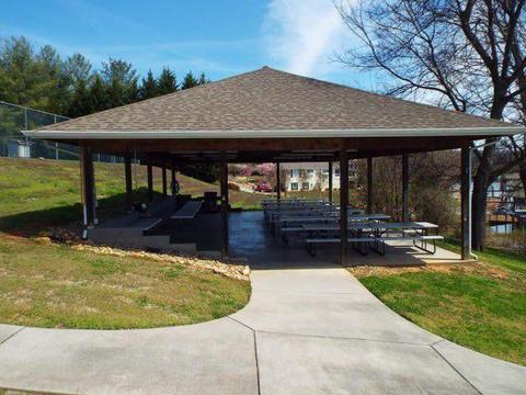 204 E Cove Dr, Greenback, TN 37742 photo 11