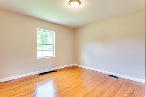 149 Pleasant View Loop, Clinton, TN 37716 photo 14