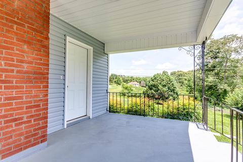 149 Pleasant View Loop, Clinton, TN 37716 photo 5