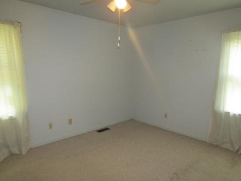 4 Yorkshire Ct, Middlesboro, KY 40965 photo 18