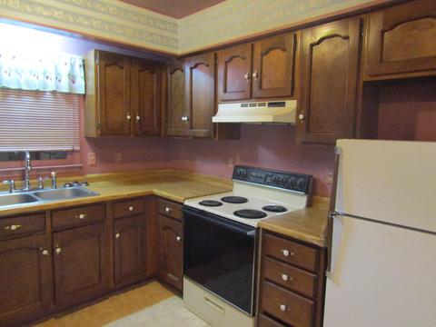 4 Yorkshire Ct, Middlesboro, KY 40965 photo 9