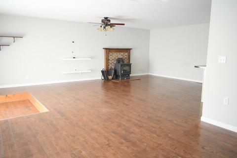 138 Machine Branch Rd, Ewing, VA 24248 photo 9