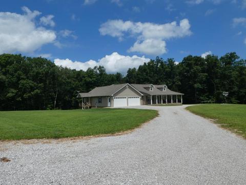 1122 Franklin Loop, Clarkrange, TN 38553 photo 3