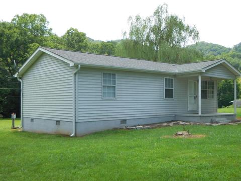 352 Front St, Luttrell, TN 37779 photo 1
