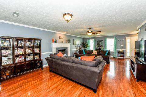 242 Nicely Tr, Powell, TN 37849 photo 9
