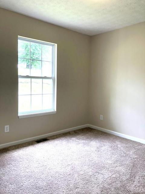 2005 Loop Rd, La Follette, TN 37766 photo 7