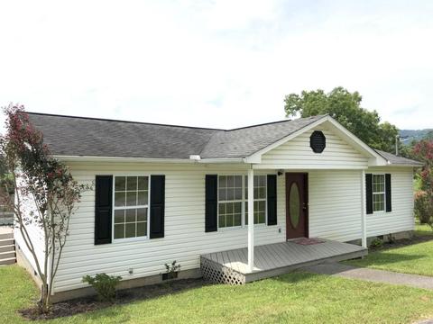 2005 Loop Rd, La Follette, TN 37766 photo 1